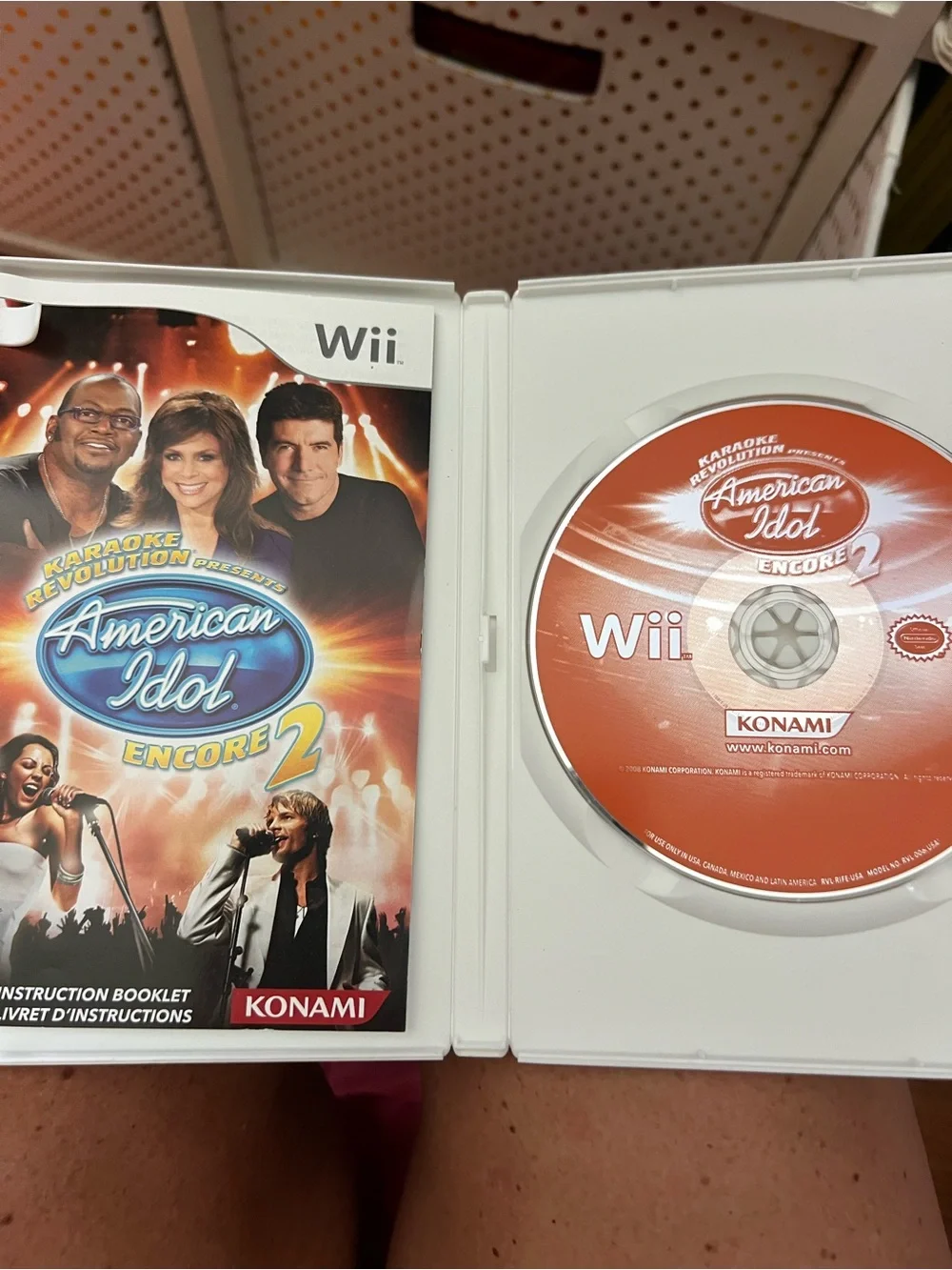 Konami American Idol Encore 2 (White) - Karaoke Revolution Video Game